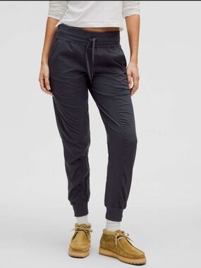 Lululemon Dance Studio Mid-Rise Jogger *Full Length
Black Night